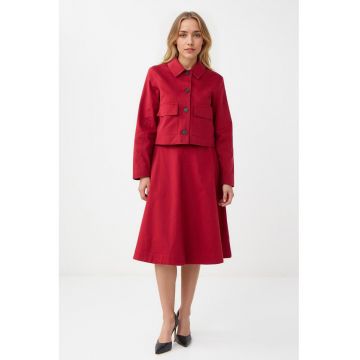 Jacheta crop cu buzunare cu clapa Jacheta crop cu buzunare cu clapa