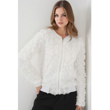 Jacheta dama  din plasa/blana artificiala - cu imprimeu floral - alb