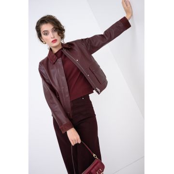 Jacheta de piele cu buzunare Jacheta de piele cu buzunare