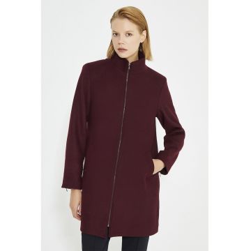 Palton cu guler scurt si fermoar - Visiniu