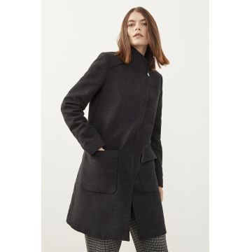 Palton cu guler si nasturi