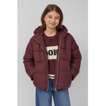 Geaca cu gluga si femoar