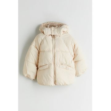 Geaca cu vatelina si gluga