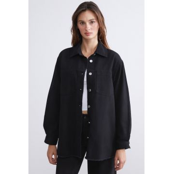 Jacheta-camasa cu buzunare pe piept