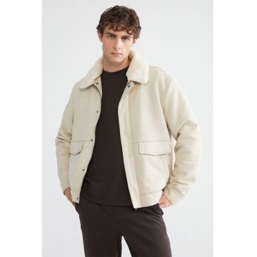 Jacheta cu buzunare laterale