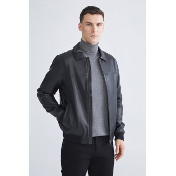 Jacheta de piele ecologica cu buzunare laterale