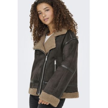 Jacheta din blana shearling sintetica cu revere decupate