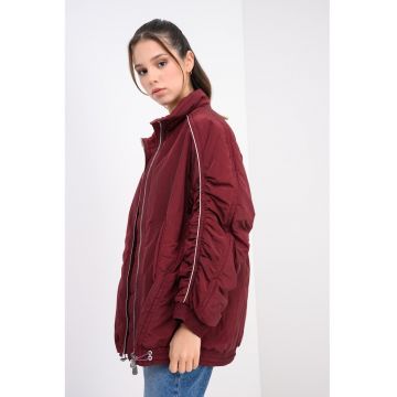 Jacheta supradimensionata cu dungi contrastante