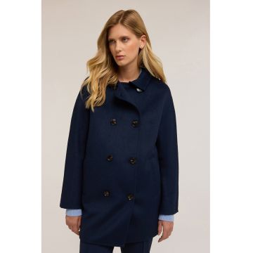 Palton lejer din amestec de lana si doua randuri de nasturi
