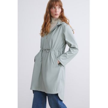 Pelerina de ploaie cu gluga si fermoar - Verde pal