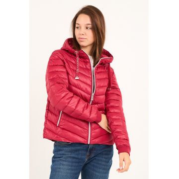 Geaca cu gluga si buzunare cu fermoar