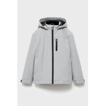 Geaca cu guler inalt si gluga