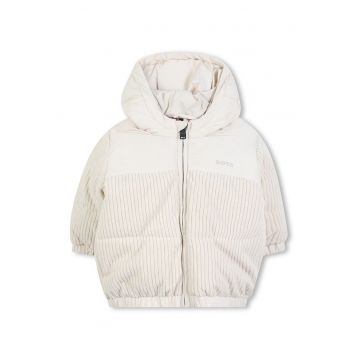 Geaca cu vatelina si gluga