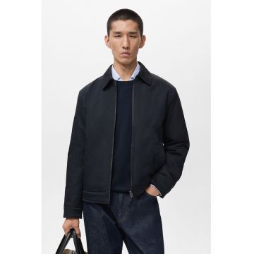 Jacheta cu fermoar si guler ascutit