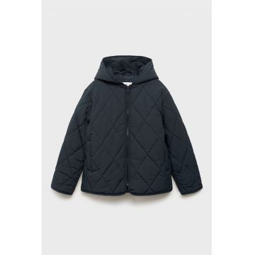 Jacheta cu gluga si aspect matlasat