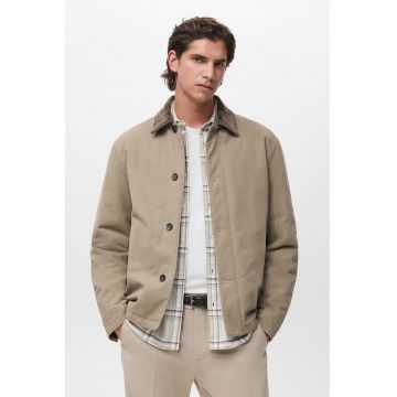 Jacheta cu maneci cazute