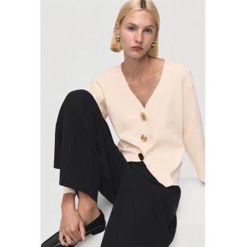 Jacheta cu nasturi bijuterie