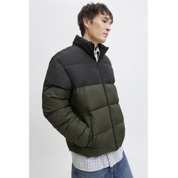 Jacheta cu vatelina si guler