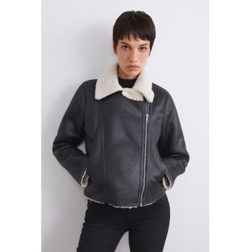 Jacheta din piele ecologica cu fermoar