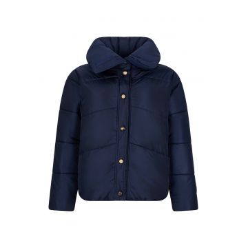 Jacheta matlasata cu guler inalt