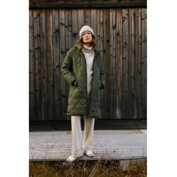 Jacheta verde captusita