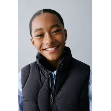 Vesta cu vatelina si buzunare laterale - Negru