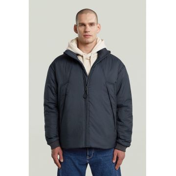 Jacheta cu fermoar si guler inalt