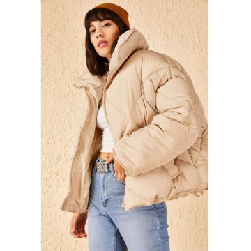 Geaca bufanta cu model matlasat -