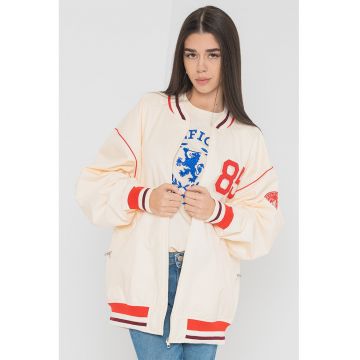 Jacheta bomber supradimensionata