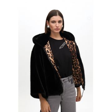 Jacheta uni cu gluga