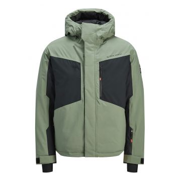 Geaca cu doua nuante - finisaj rezistent la apa si buzunare multiple