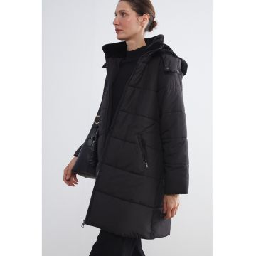 Geaca cu vatelina si gluga