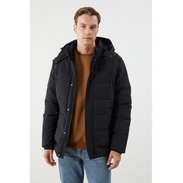 Geaca cu vatelina si gluga