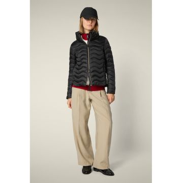 Geaca cu vatelina si guler inalt