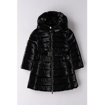 Geaca lunga cu vatelina si o curea in talie