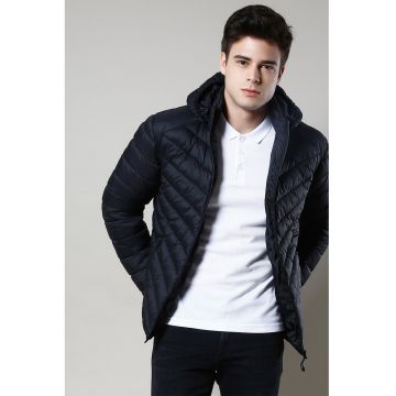 Geaca slim fit cu gluga si aspect matlasat