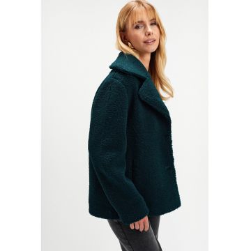 Jacheta din material teddy cu buzunare oblice