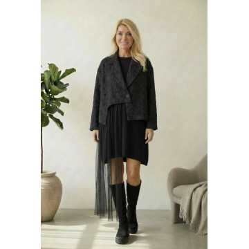 Jacheta teatrala din brocart cu revere si tull, oversize