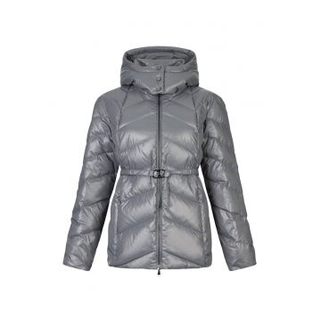 Geaca cu umplutura de puf si gluga