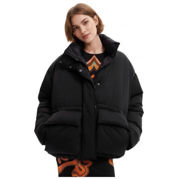 Geaca matlasata cu croiala supradimensionata Boro