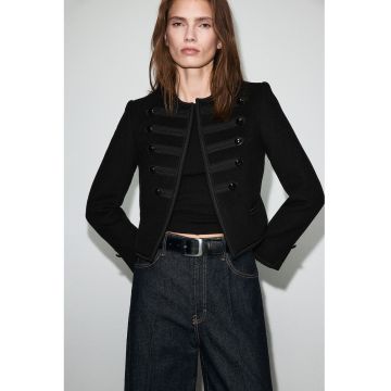 Jacheta crop din amestec de lana