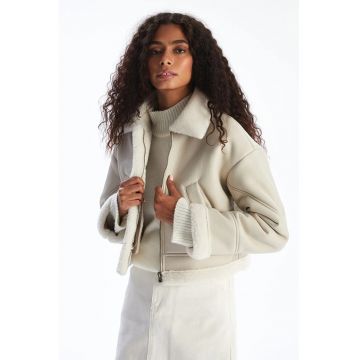 Jacheta crop din piele ecologica