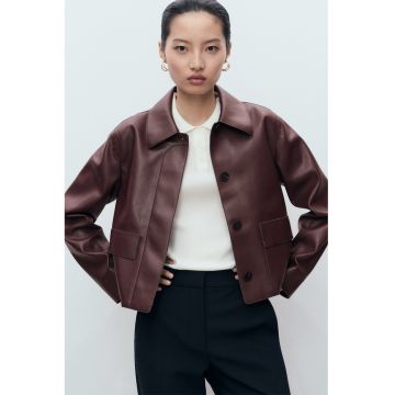 Jacheta din piele ecologica cu guler ascutit