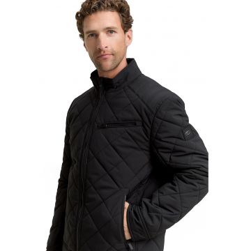 Jacheta matlasata cu fermoar