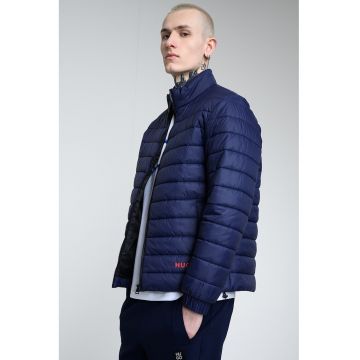 Jacheta regular fit cu finisaj rezistent la apa si mansete elastice