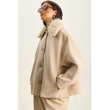 Palton dama -  supradimensionat - guler de blana - bej natural - fleece