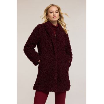 Palton din material teddy cu revere decupate