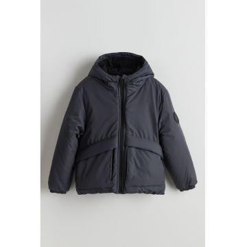 Geaca cu vatelina si doua buzunare