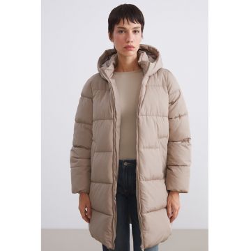 Geaca cu vatelina si gluga