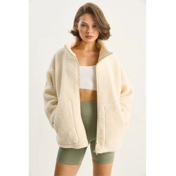 Geaca de plus supradimensionata  crem - cu buzunare - textil -